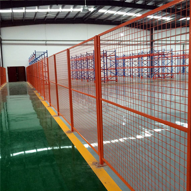 2412815221_117741853