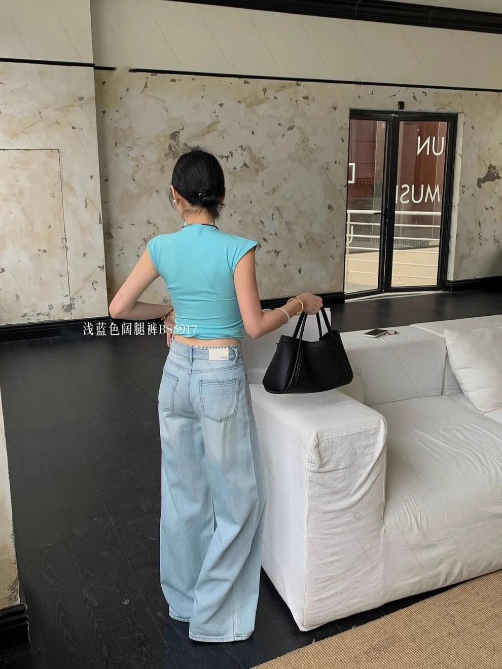 21701041-5a5d-4116-8826-c2645d7faf13.jpe