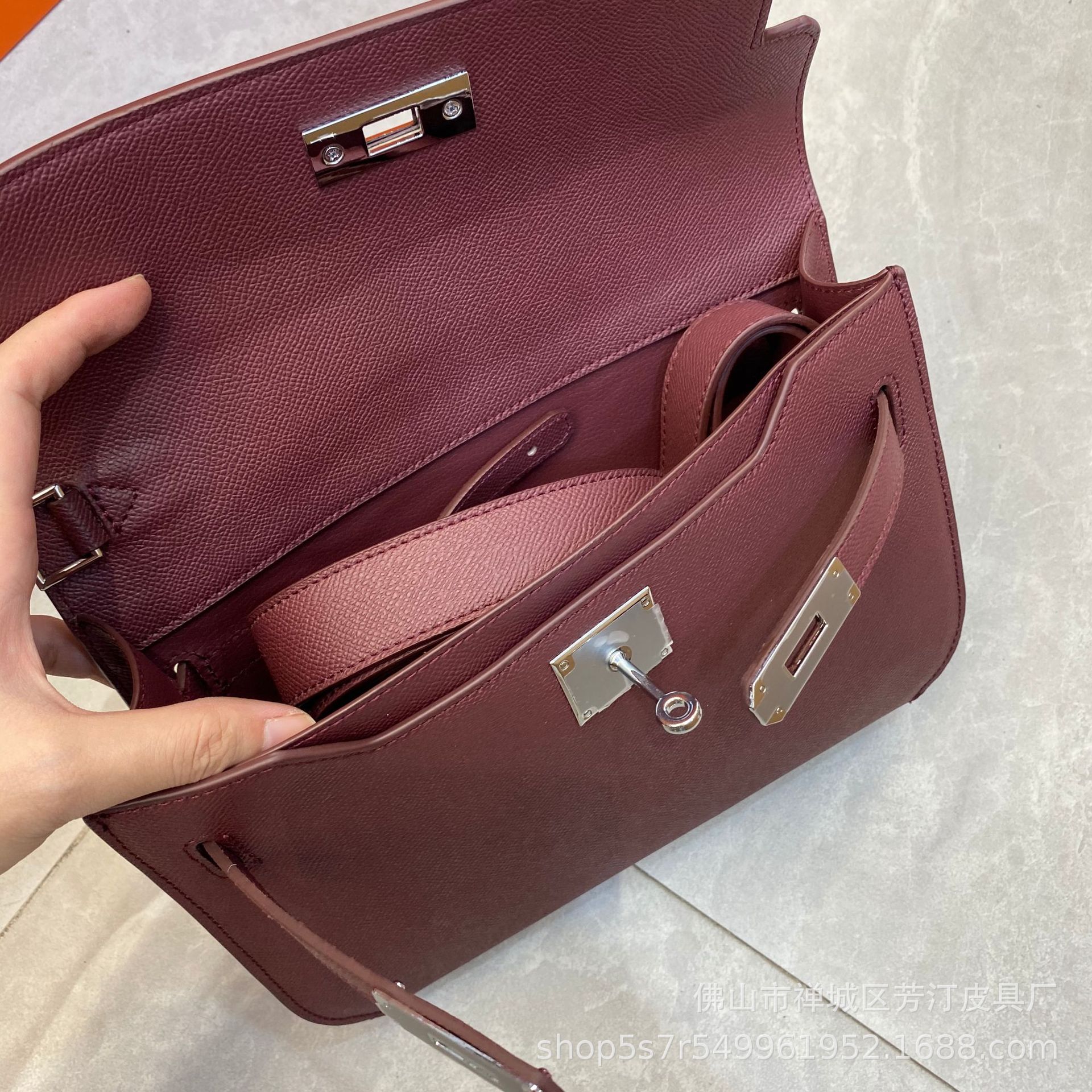 凯莉公文包手拿包