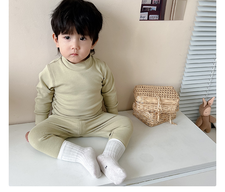 草绿色半高领_05