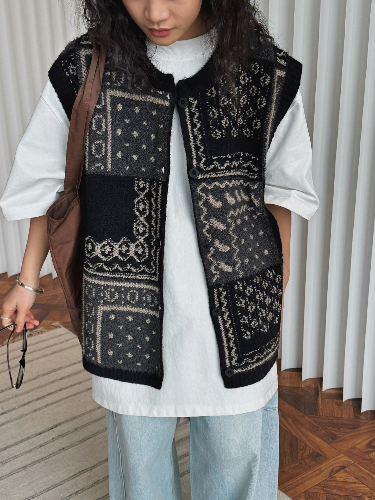 33BD4D10-8205-4D8C-BB12-9A5778