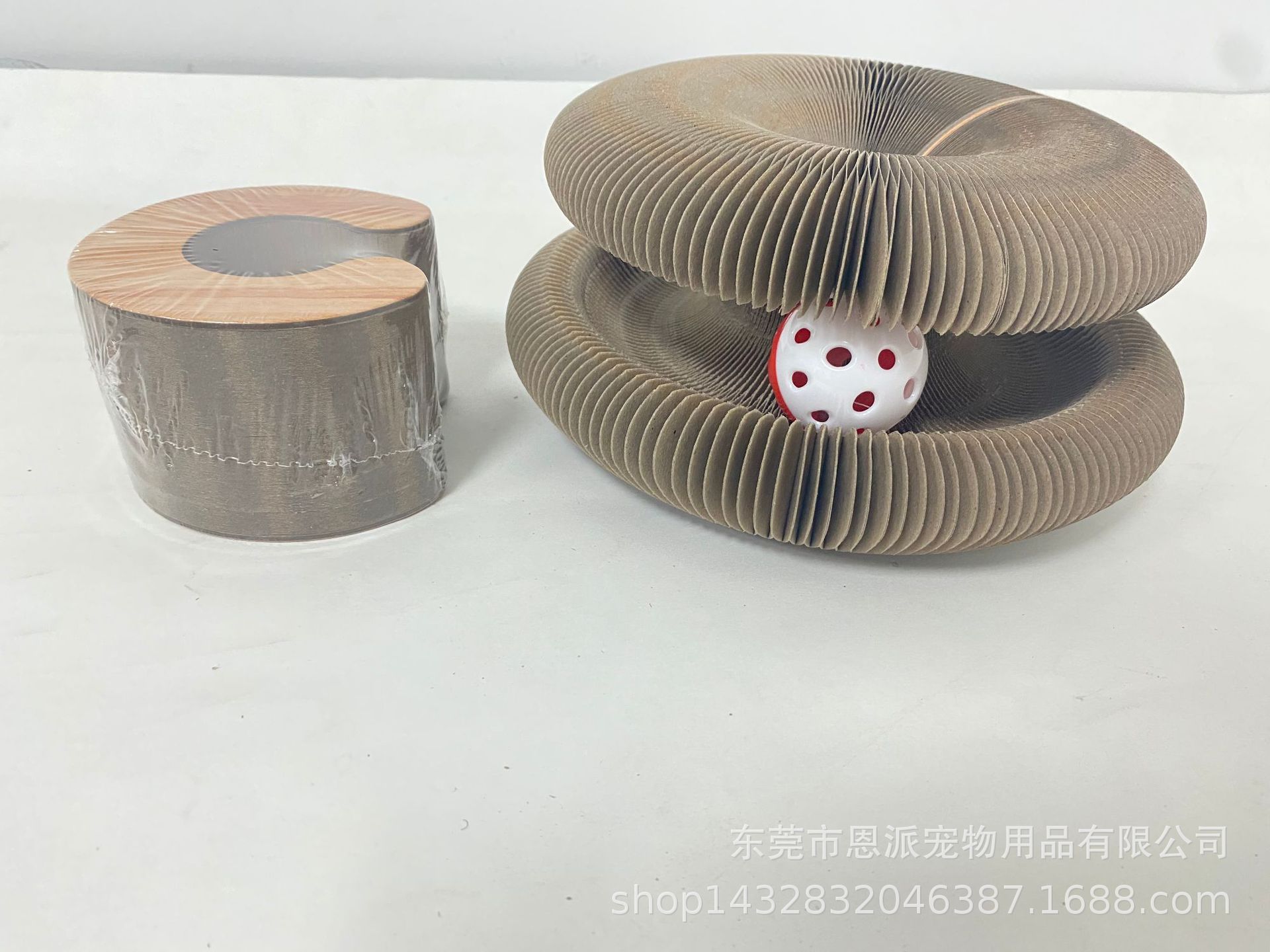 专利源头工厂魔术风琴猫抓板猫咪玩具带铃铛猫磨爪