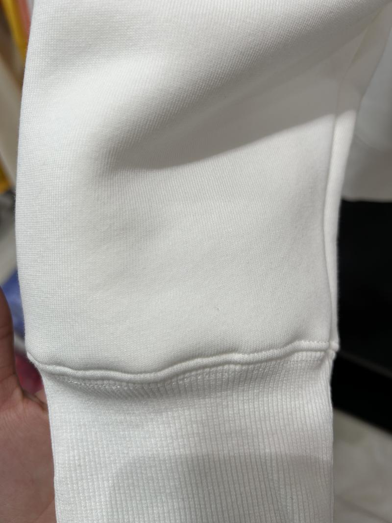 白色袖口.jpg