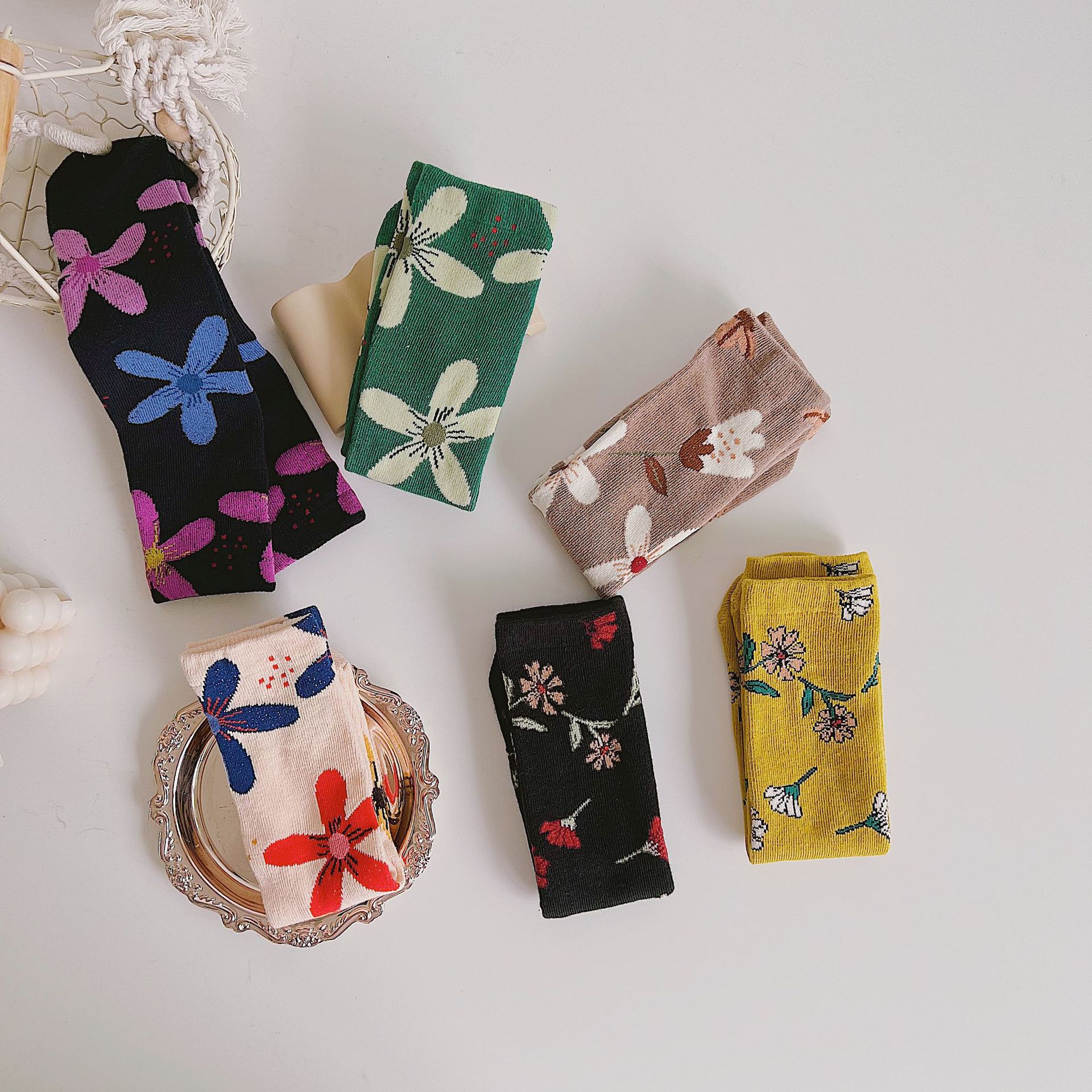 O1CN01yJKuDN1b9mVL8jvaP_!!1673