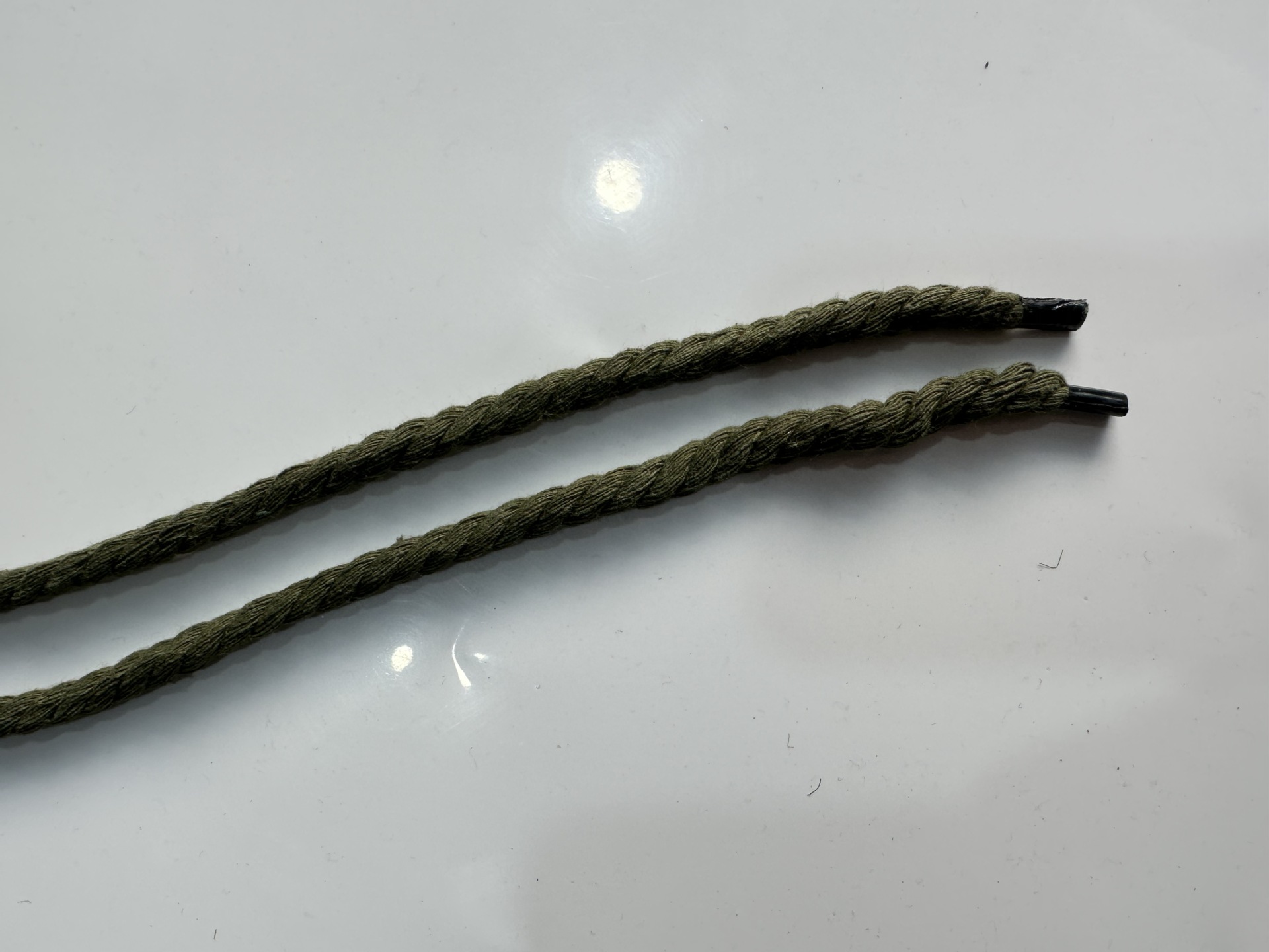 d9f121bb-c497-4f51-b75f-ff0807