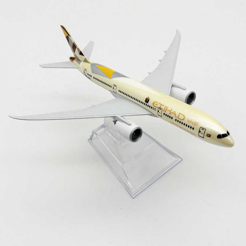 16CM阿提哈德787 4