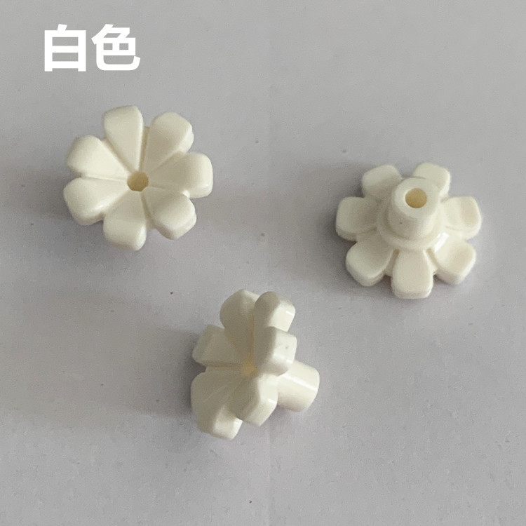 白色