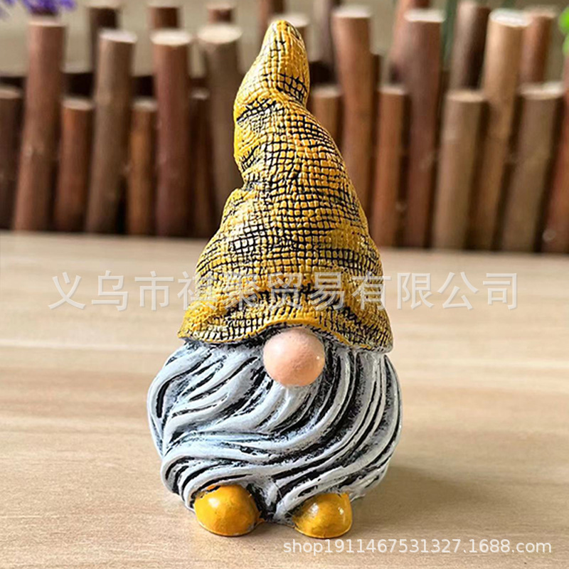 侏儒矮人橙帽子