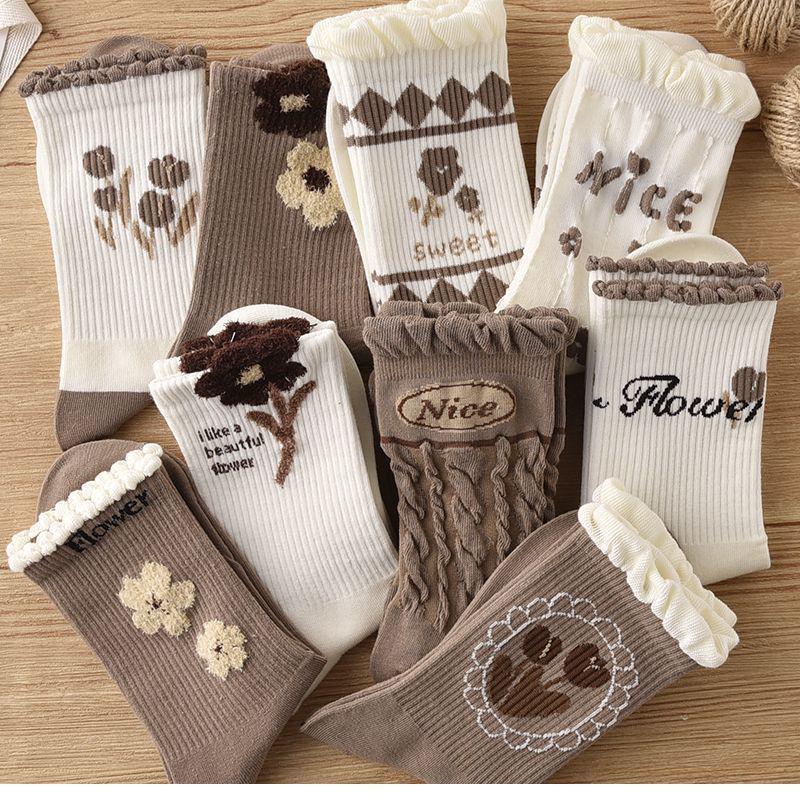 袜子女秋冬长筒袜百搭高颜值花边中筒森系毛绒花朵学生咖色ins