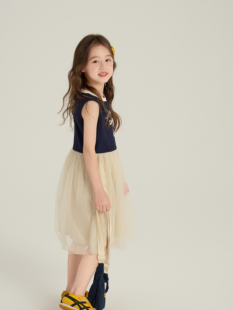 240501 yiyijia162046 whitecube