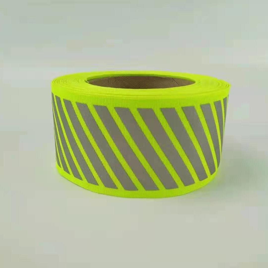 84db9956-5d5e-4765-a3b6-379d32