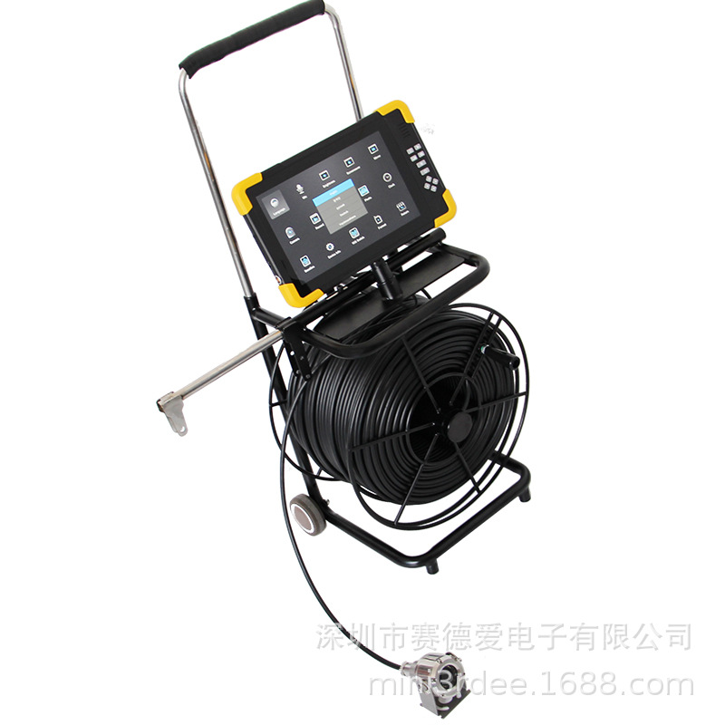 camera underwater.jpg