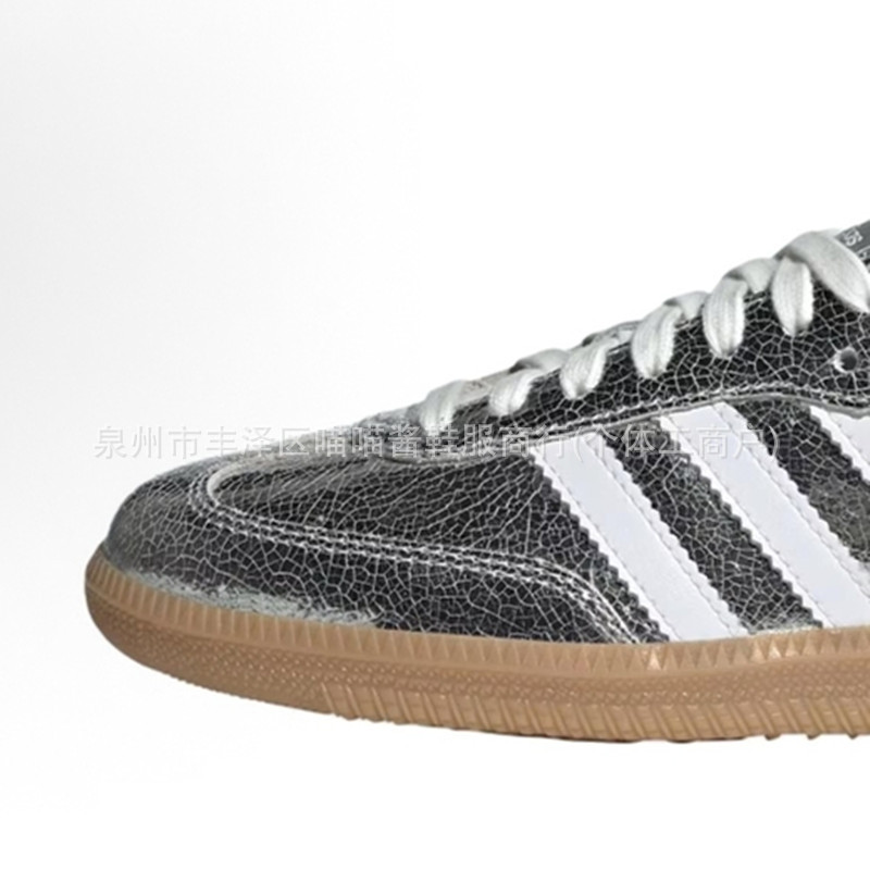 618D703F38ADC2E9CE932C90266E03