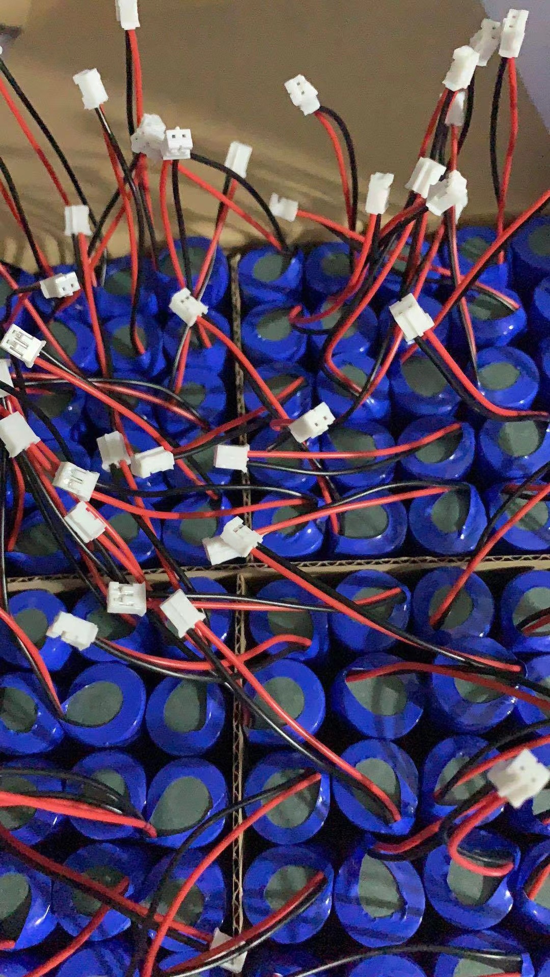 102ed4f6db054a43a8e6ba0417c230