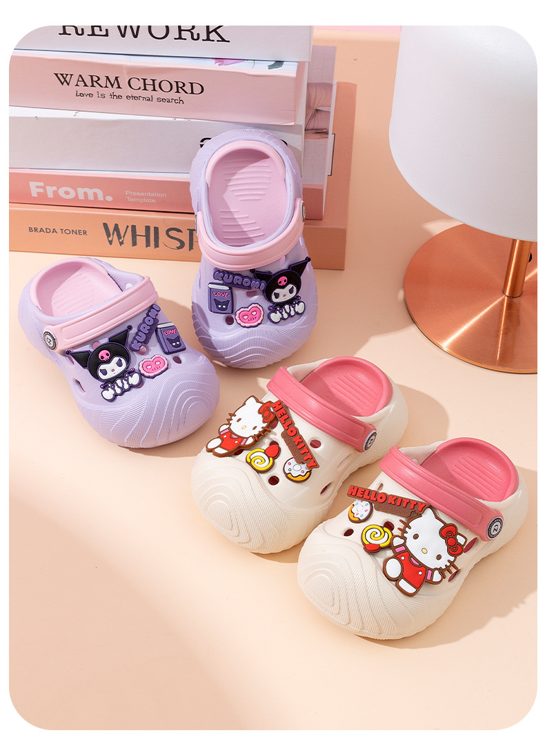 三丽鸥洞洞鞋_11