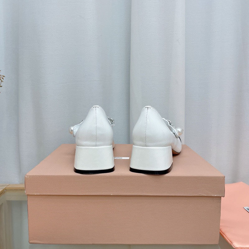 94CF90C94CC24F56DECEF05AE0D6F7