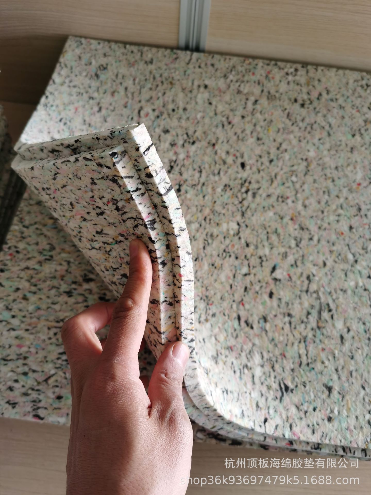 dcd90cf0b0d6c616841c5262621e73