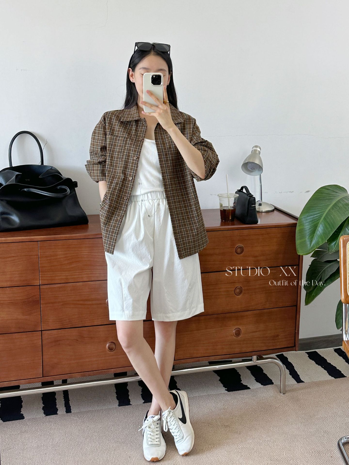 白色 (12).jpg
