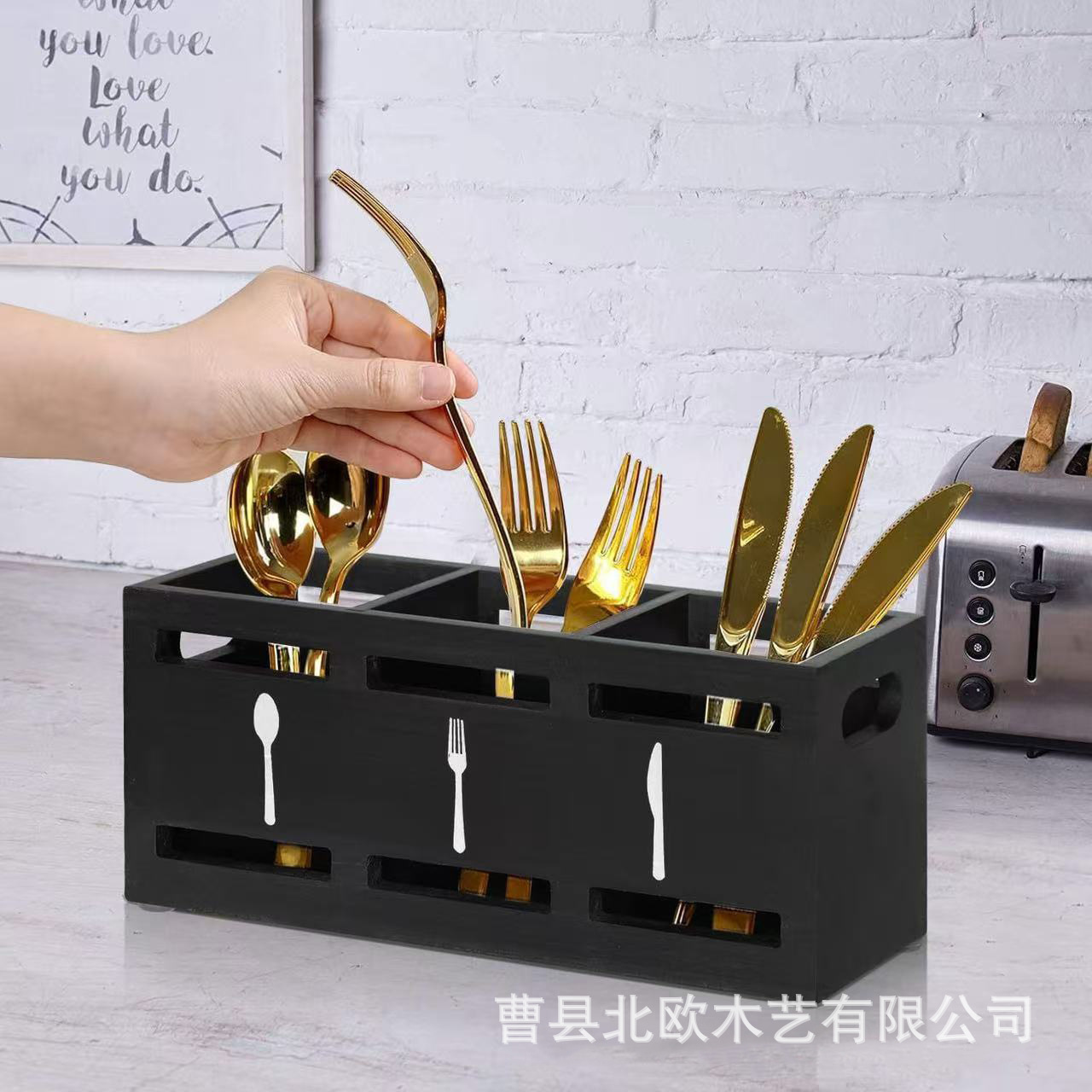 微信图片_202504151021312.jpg