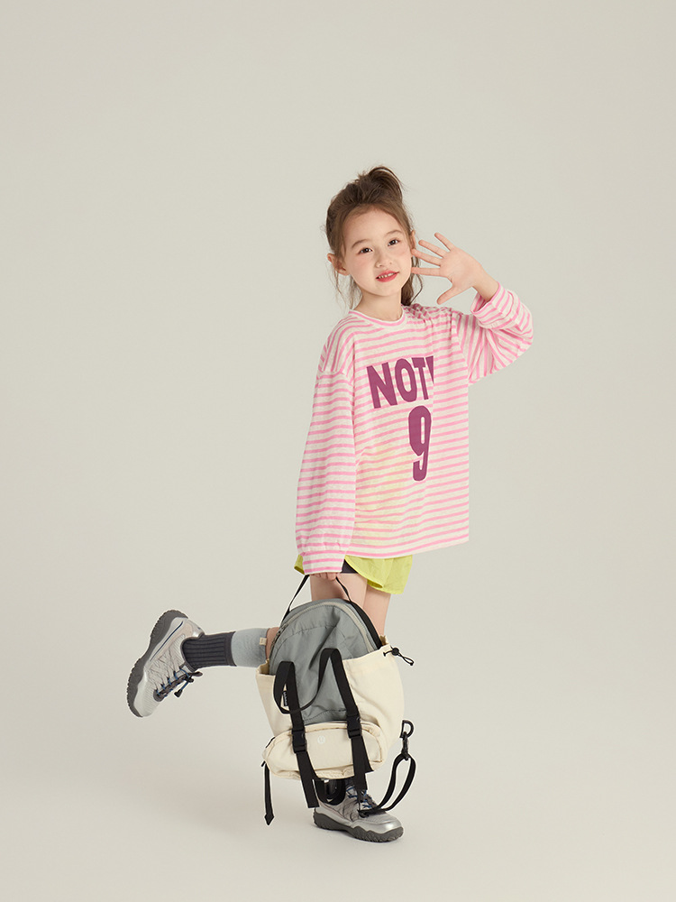 240501 yiyijia163039 whitecube