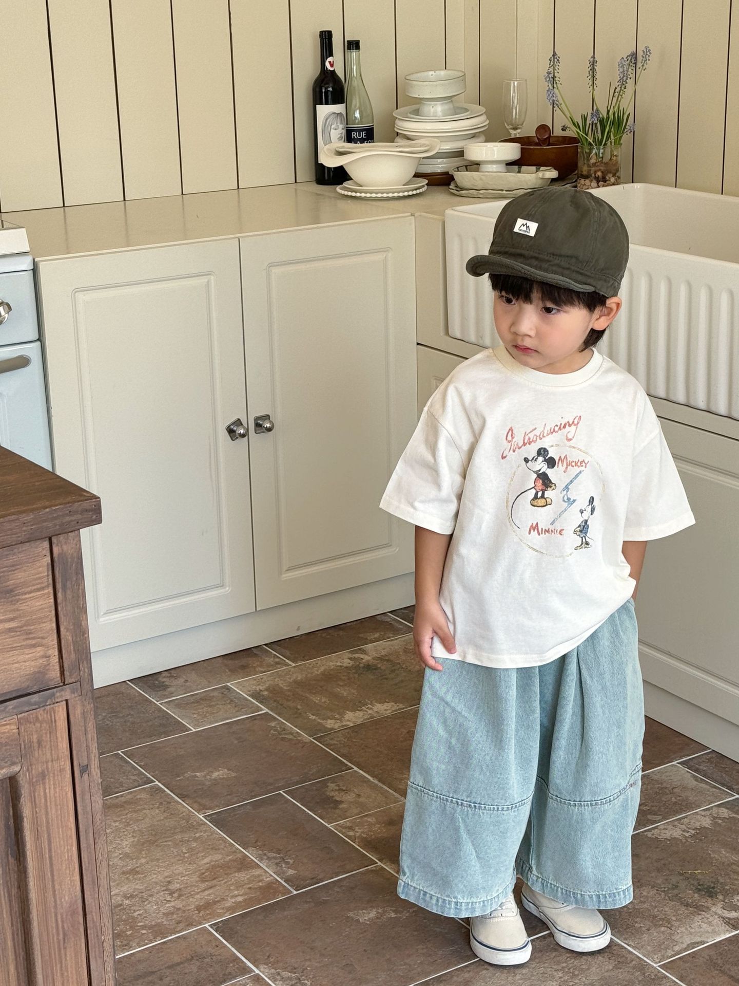 B3C55CAF-5E61-4CCD-8306-C40E47