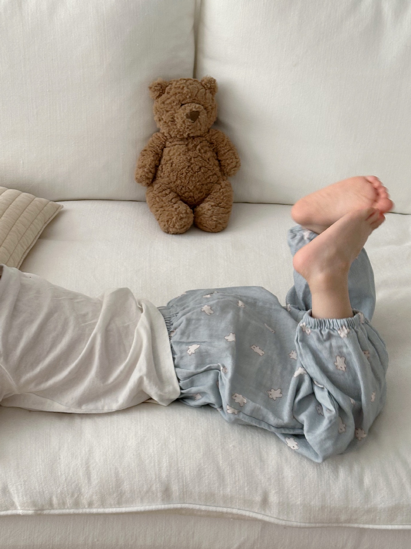 EBCA0B84-077C-4107-8D65-6A4D2A