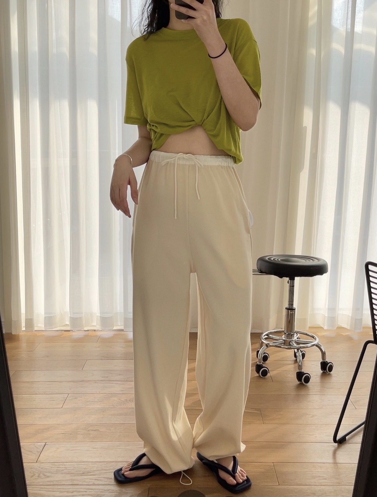 5D481C24-EB03-42A8-AA41-52768B