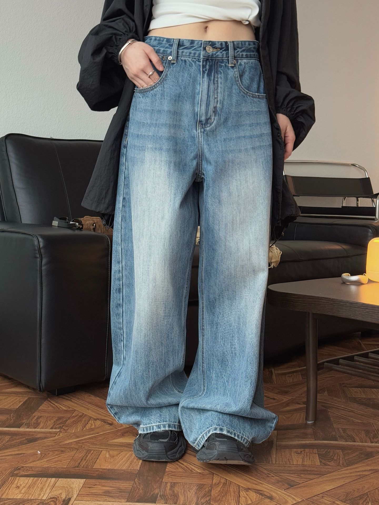 218B5DAE-9DC8-41DC-B93C-D74A86