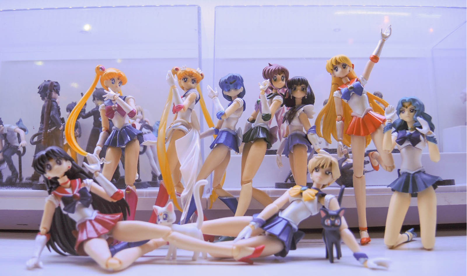 2808395184_318172984