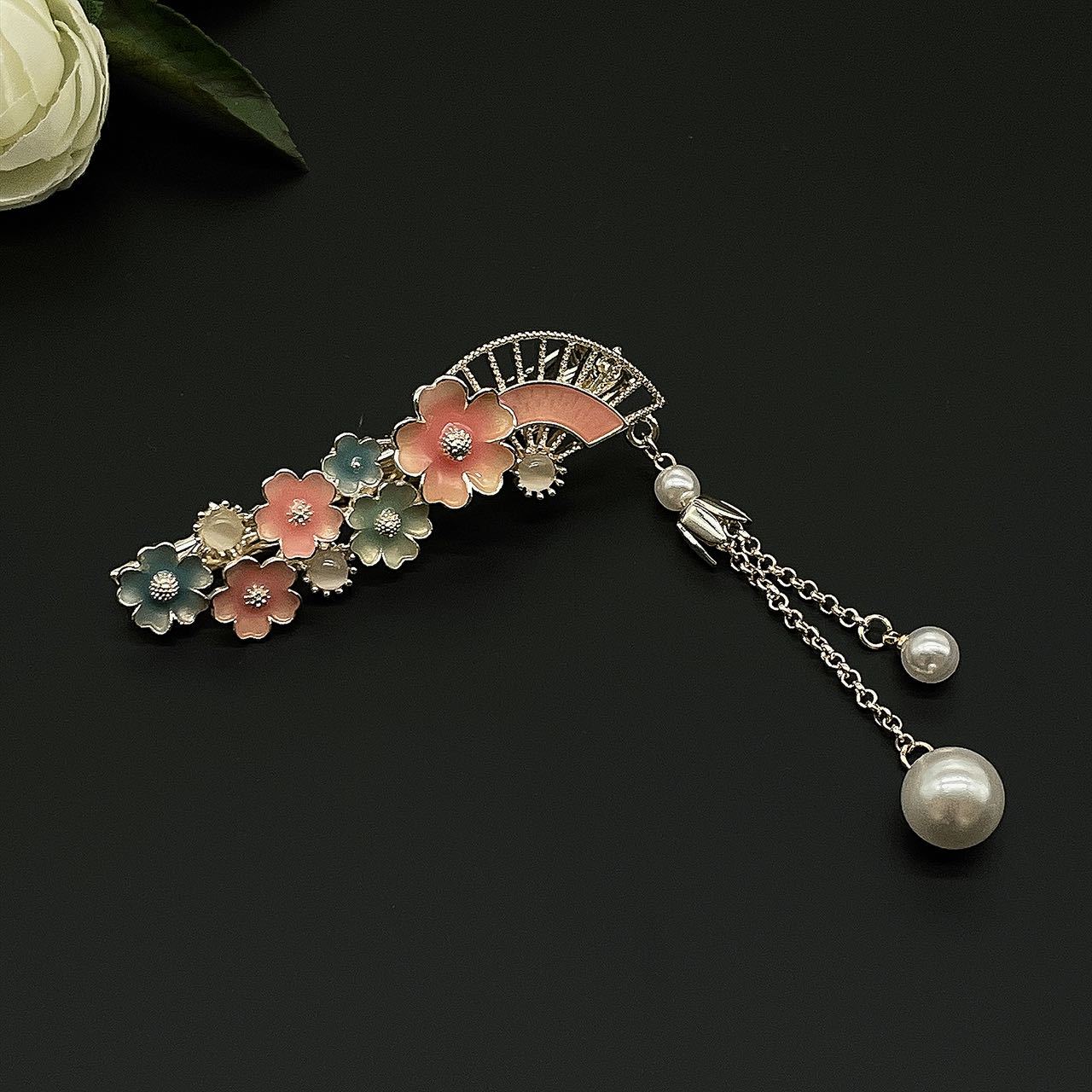 f45ce336e9f18f4e9400183bb6b158