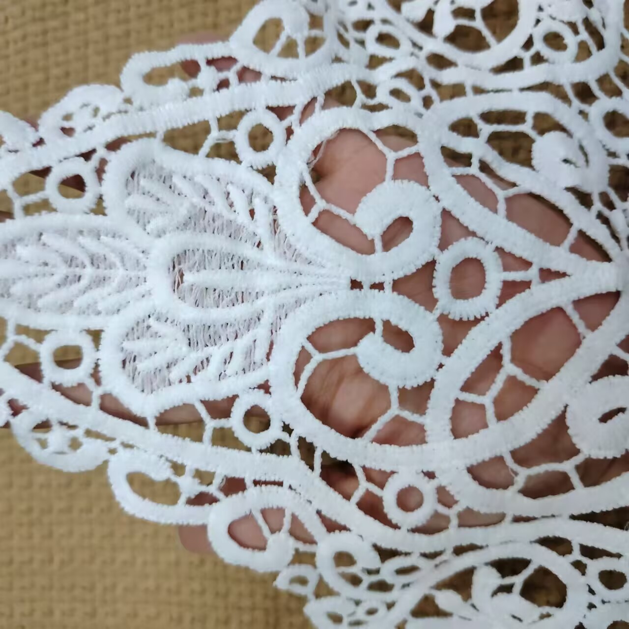 27EB258DBDB55C58BFDB2AE6A34149