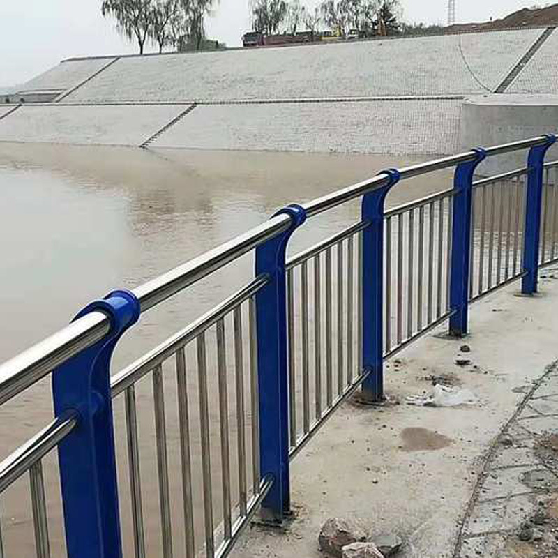 桥梁护栏 (2).jpg