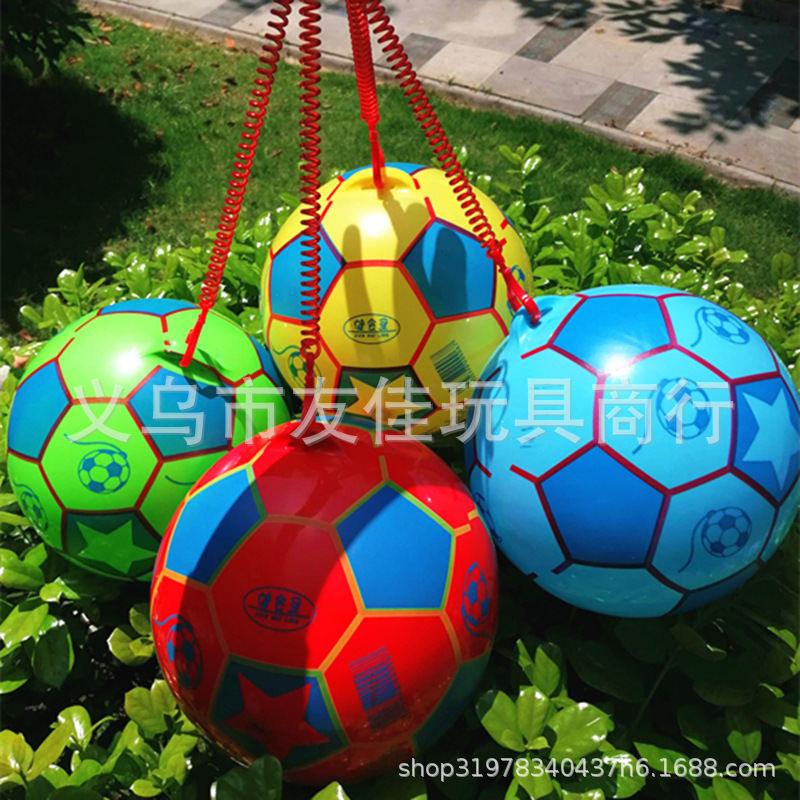 带耳朵的吊环拉绳足球