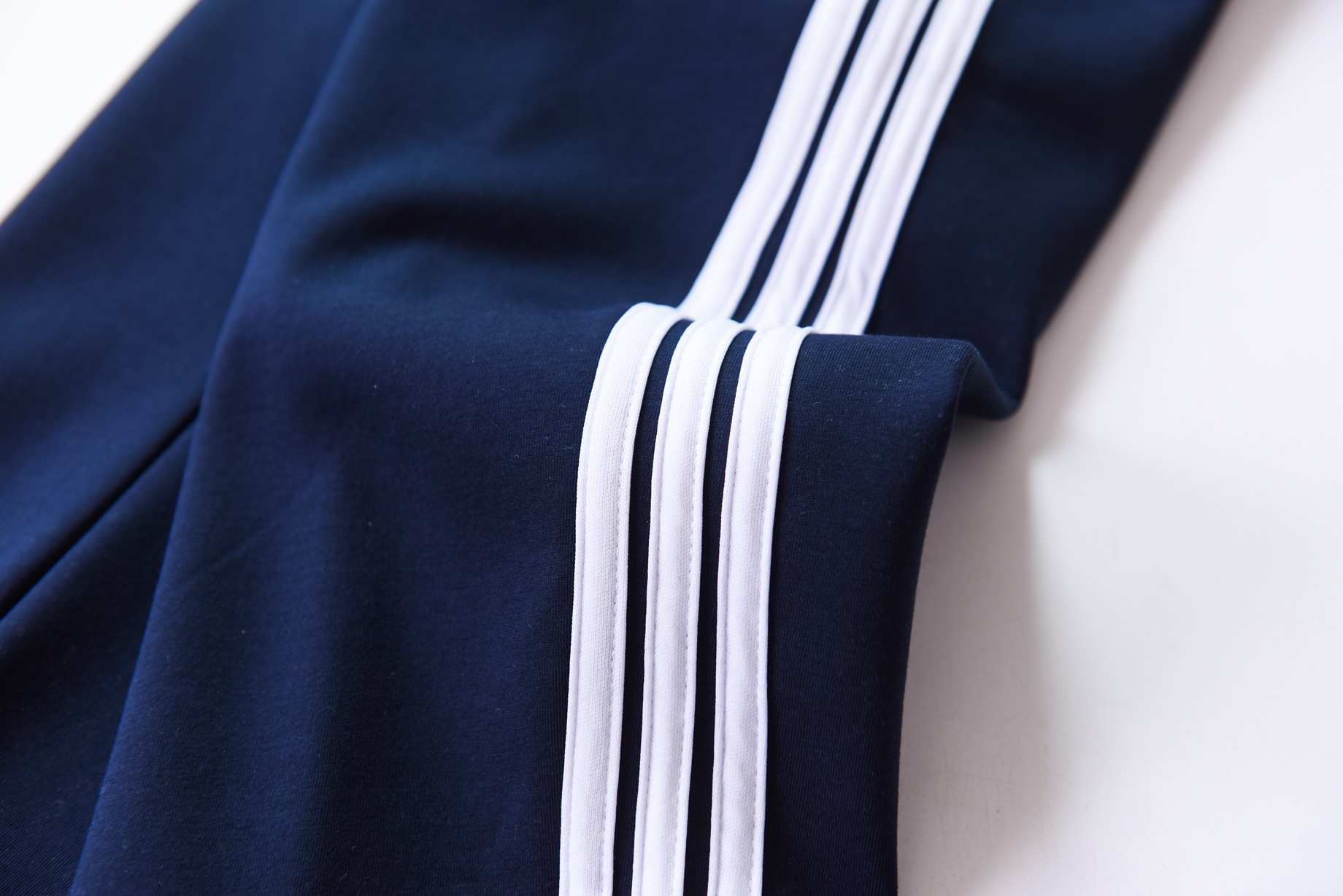 O1CN0152VWQF1HrwKKOmIai_!!1117