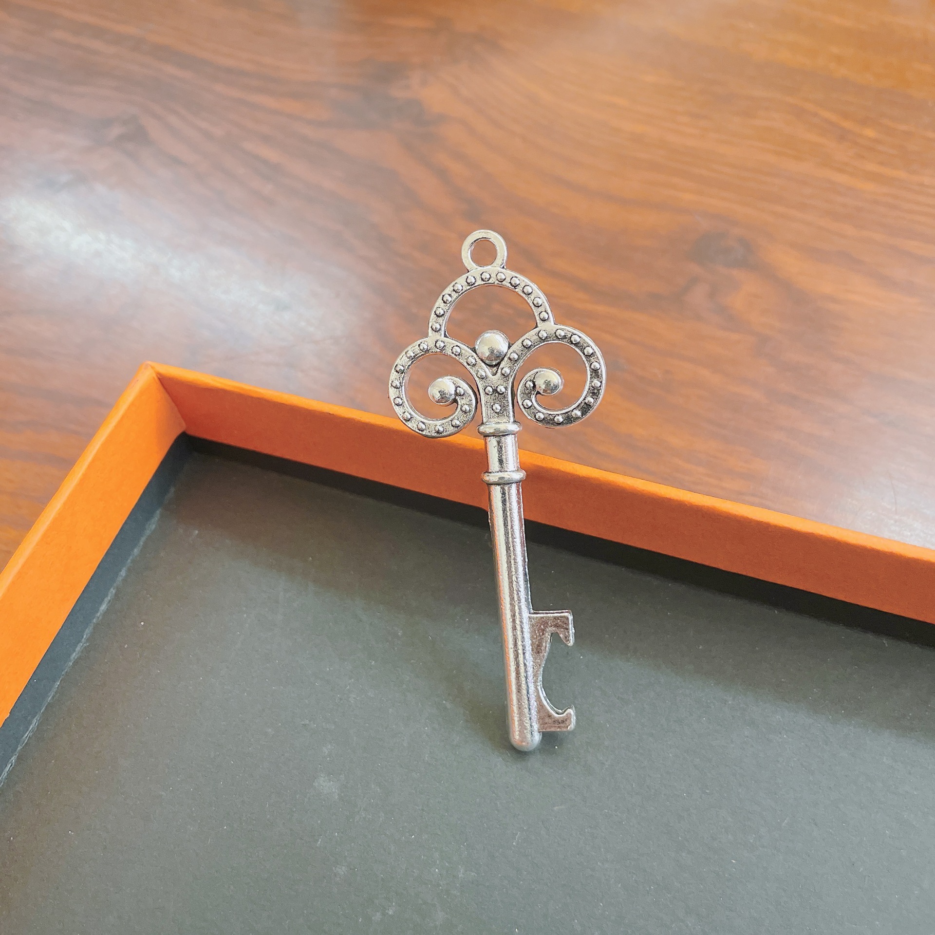 86410834F0601B5A87E9BCDA5EE883