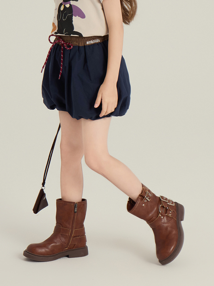 240501 yiyijia162595 whitecube