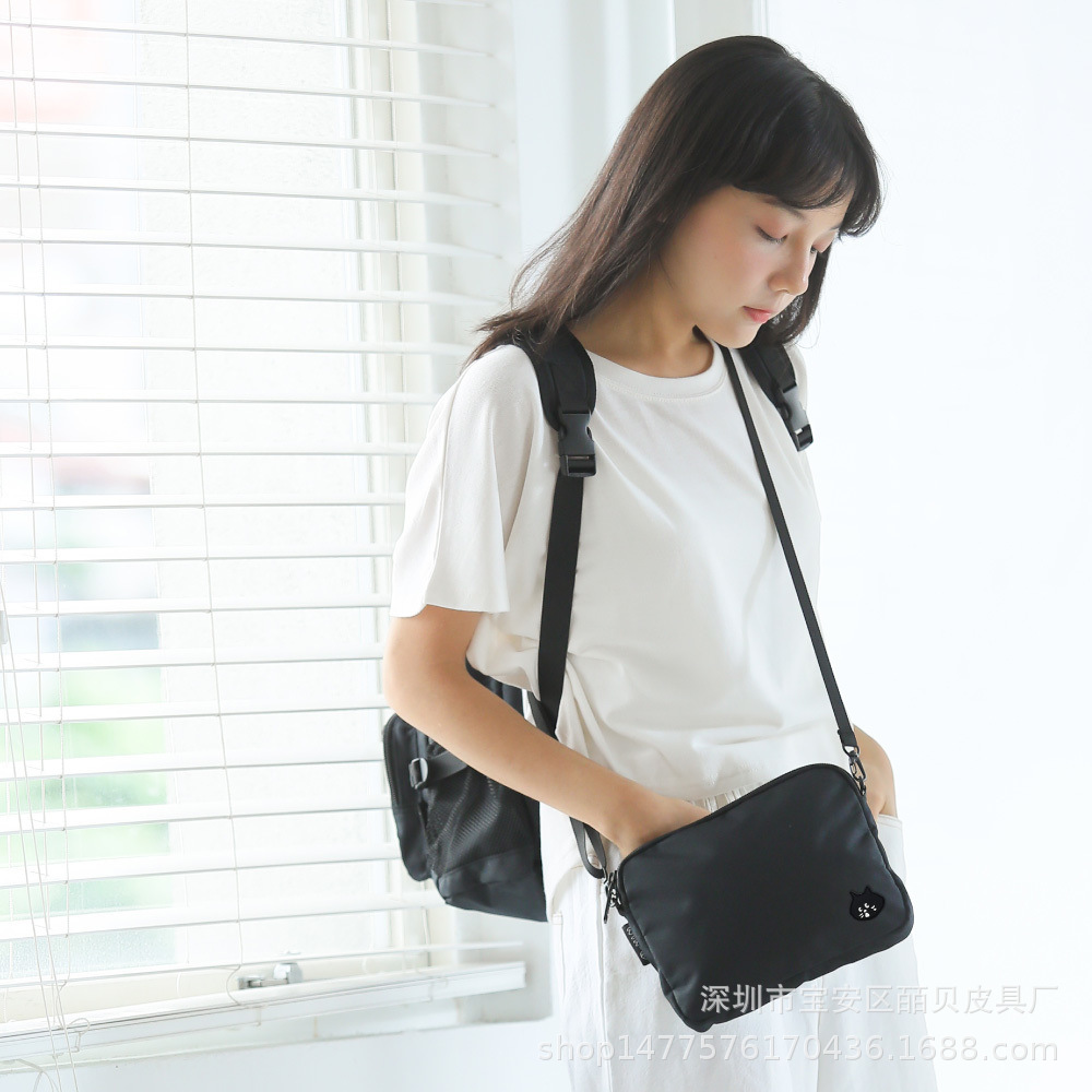 惊讶猫双肩包