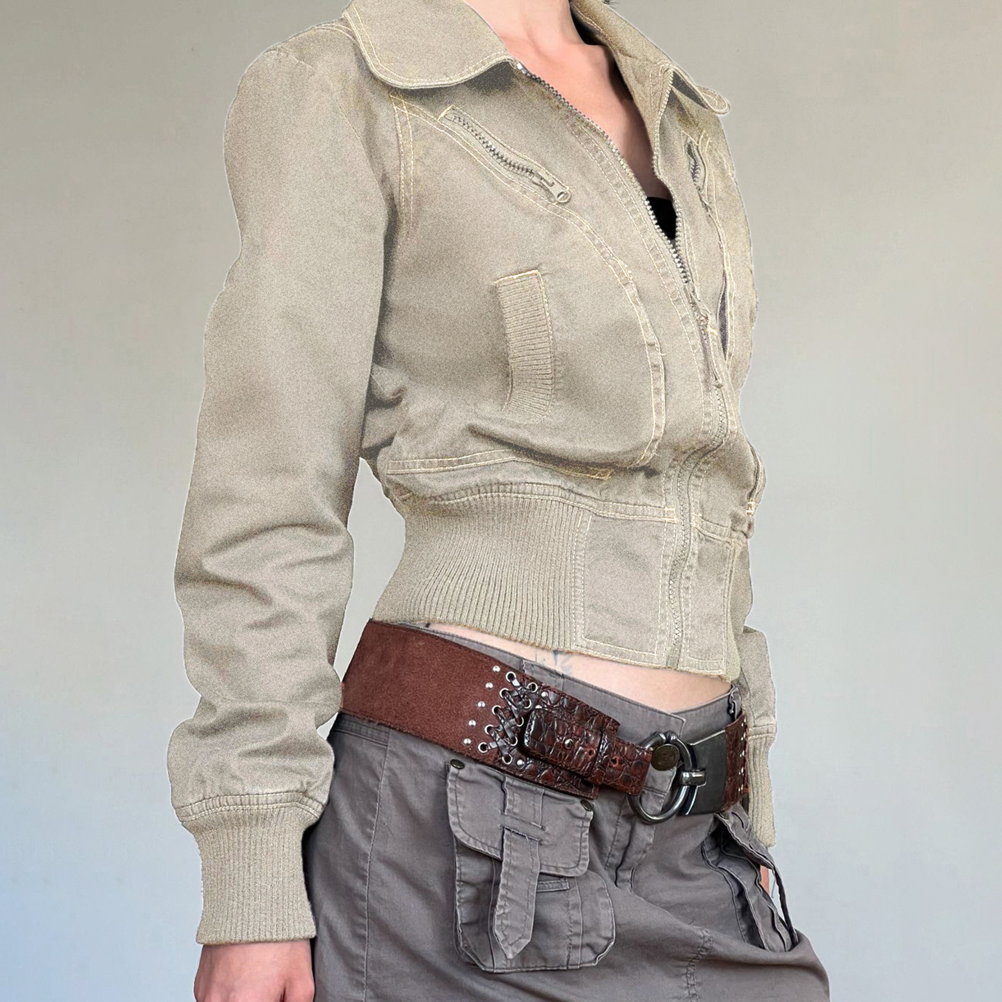 MIC24003 外模图 (2)