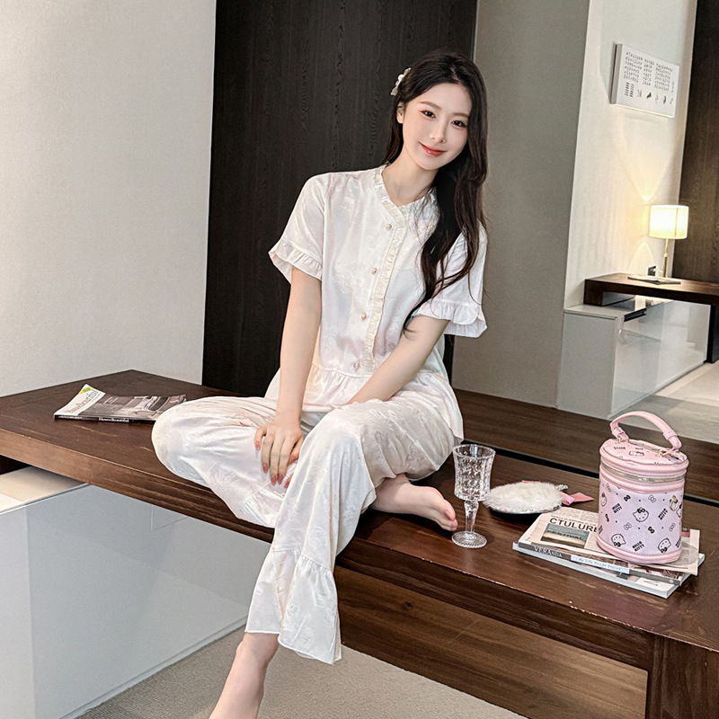 o_1iqsan6rliv0169n1rri72ot68.j