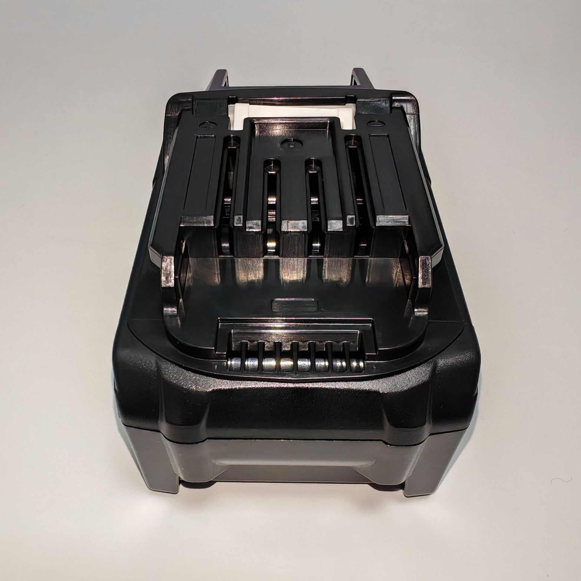 BL4040-40V-10-217AL (33).jpg