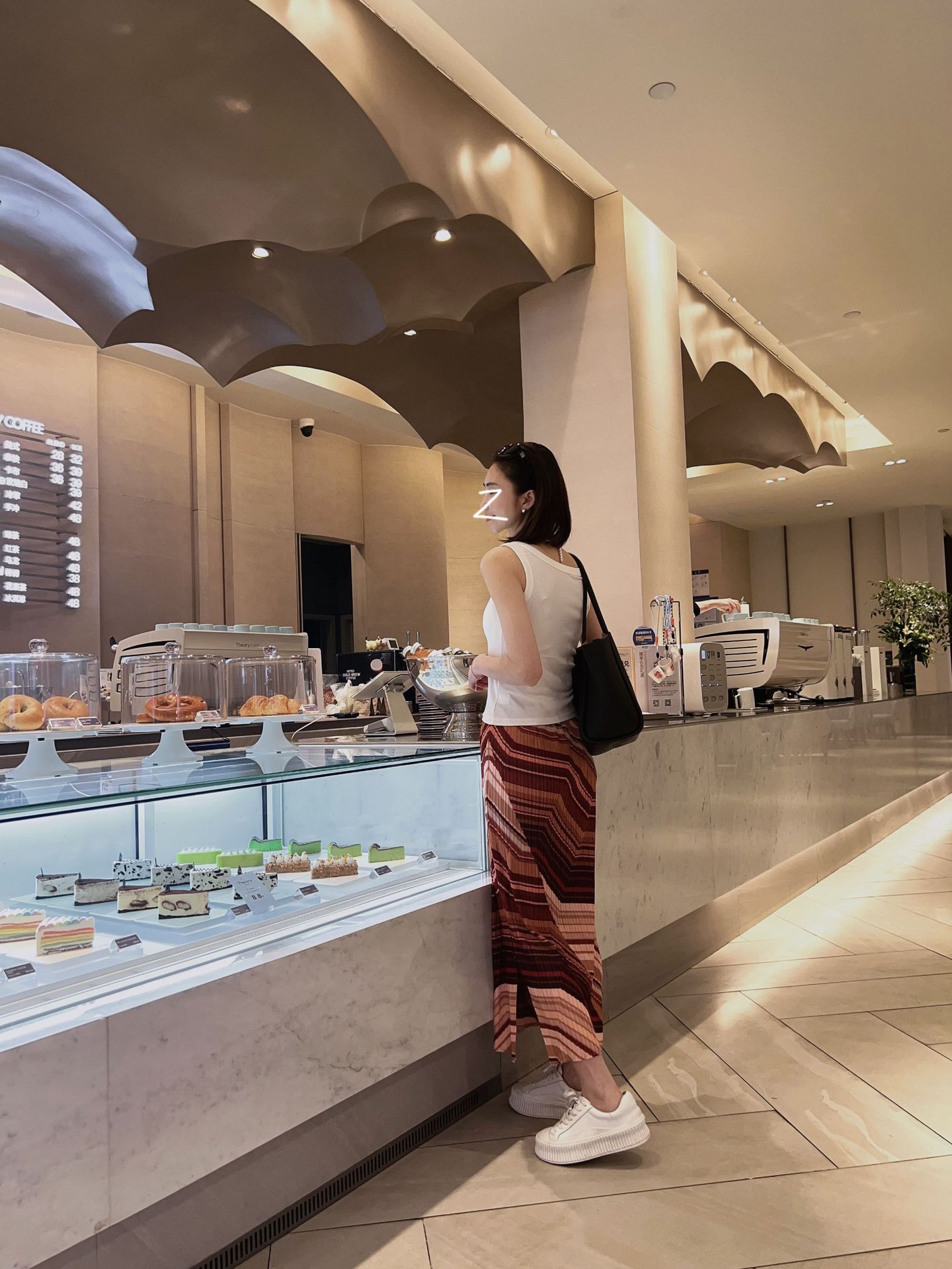 E8EAE9F196F0437BA3995A6D867505