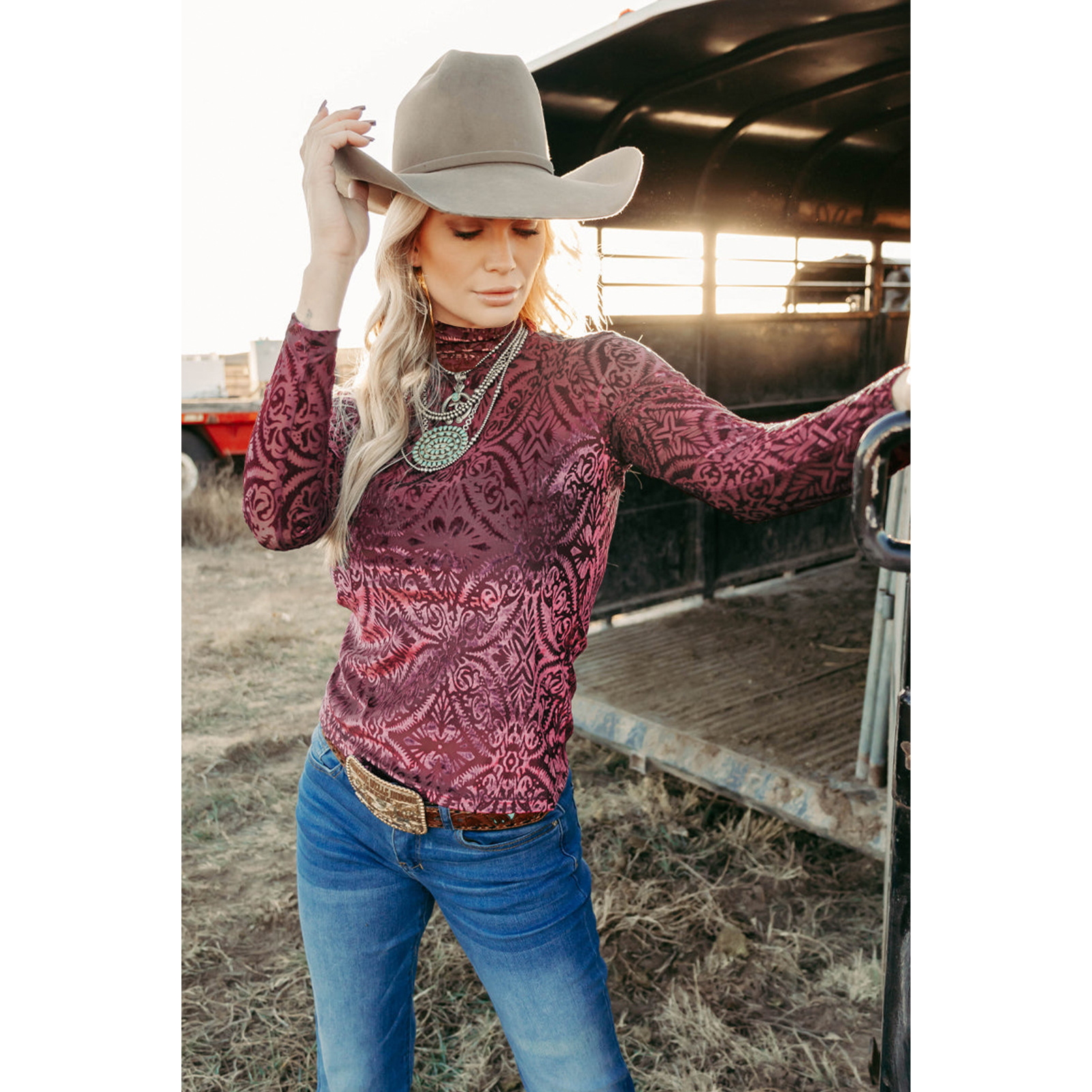 6768 酒红色模特图 12.jpg