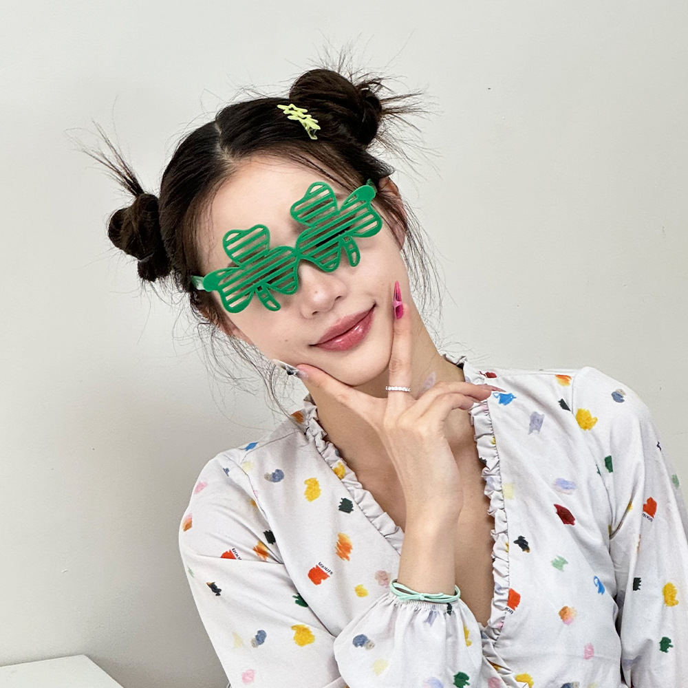 三叶草百叶窗眼镜