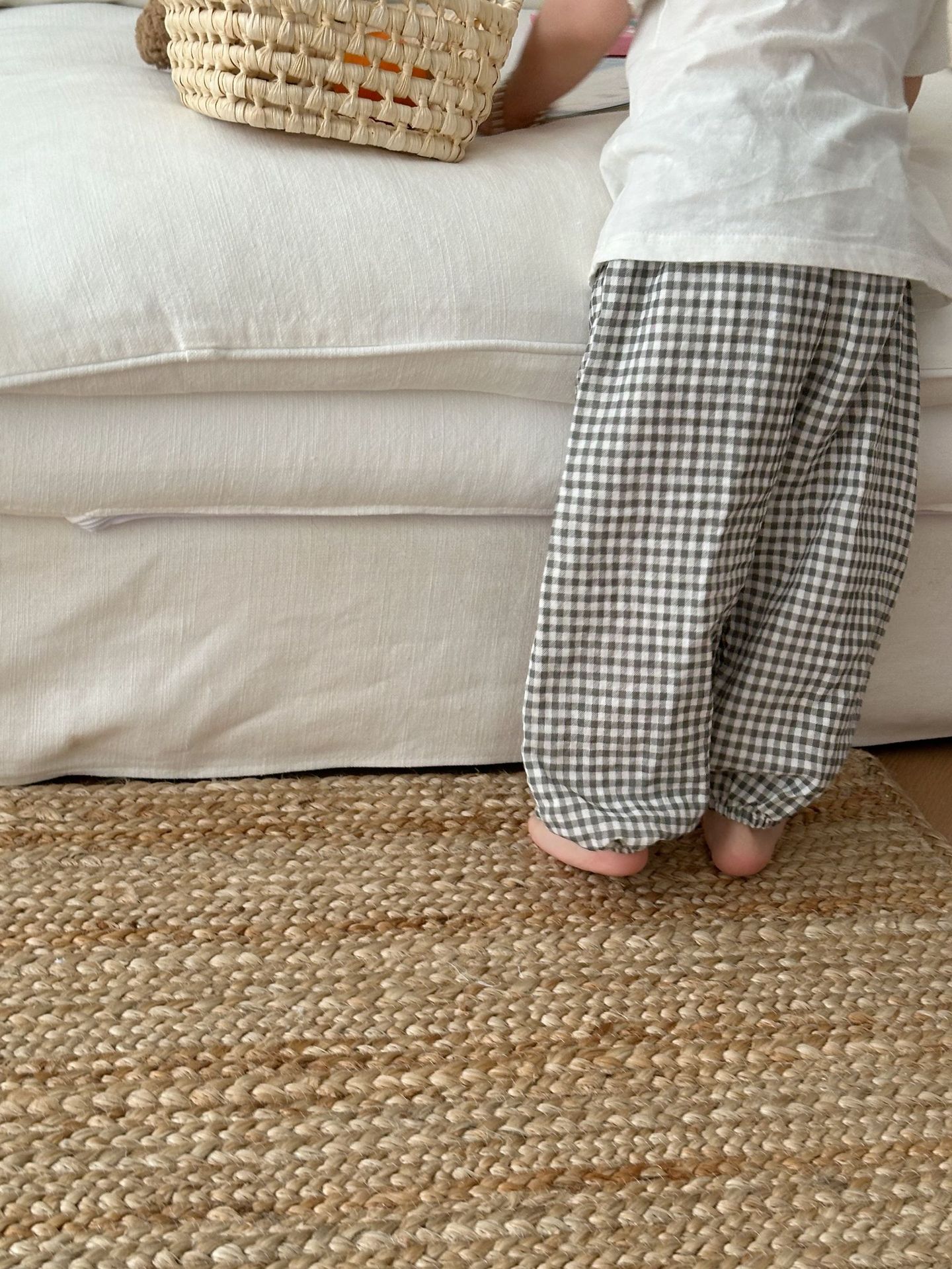 A332FD22-FB73-42EF-B189-78C378