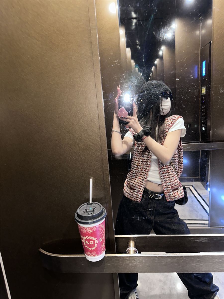 ECE1A09AB06A24DE660C29F572DD6E