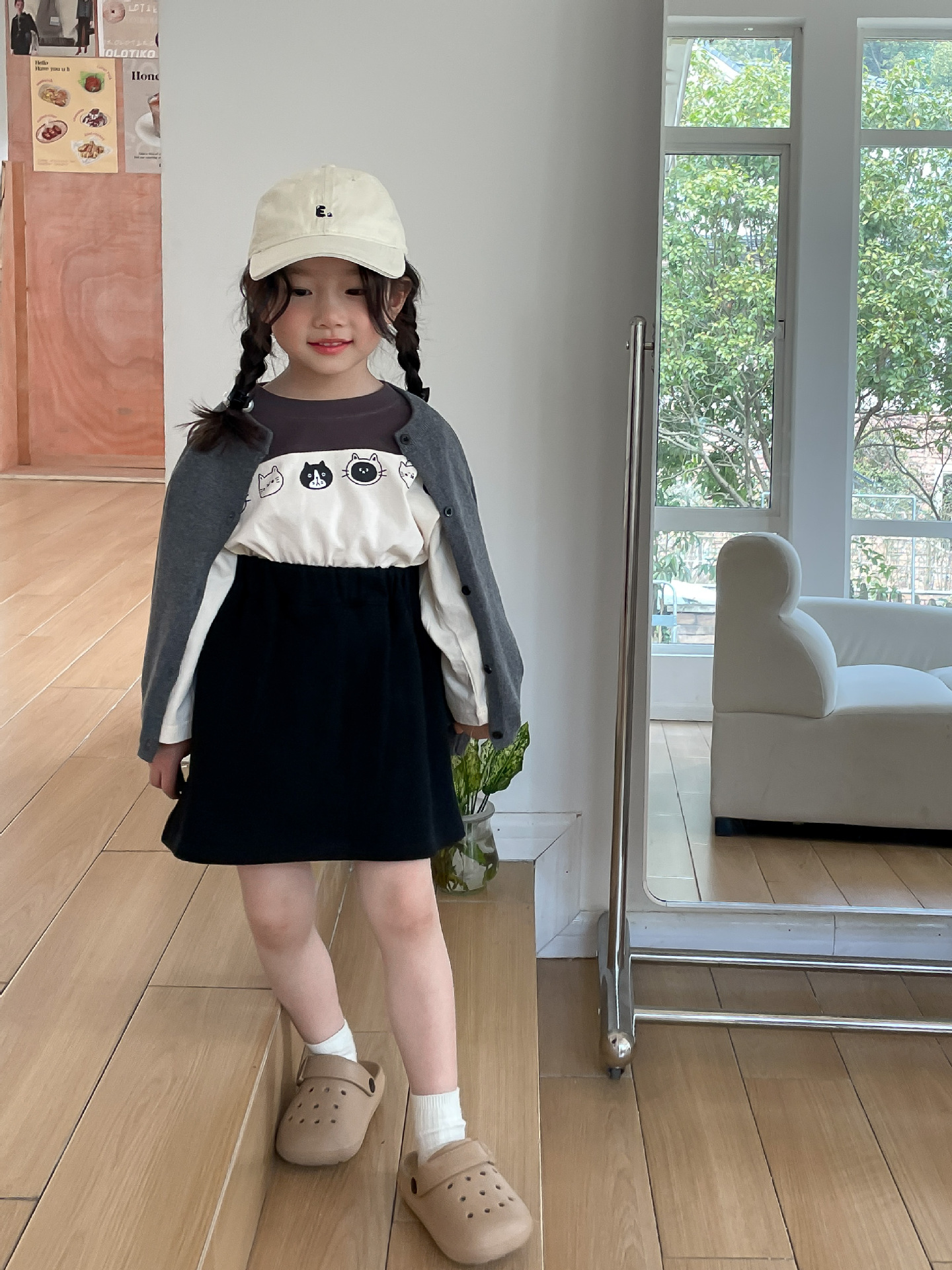 A5F3AD9A-B0D6-4FCA-8370-1443F3