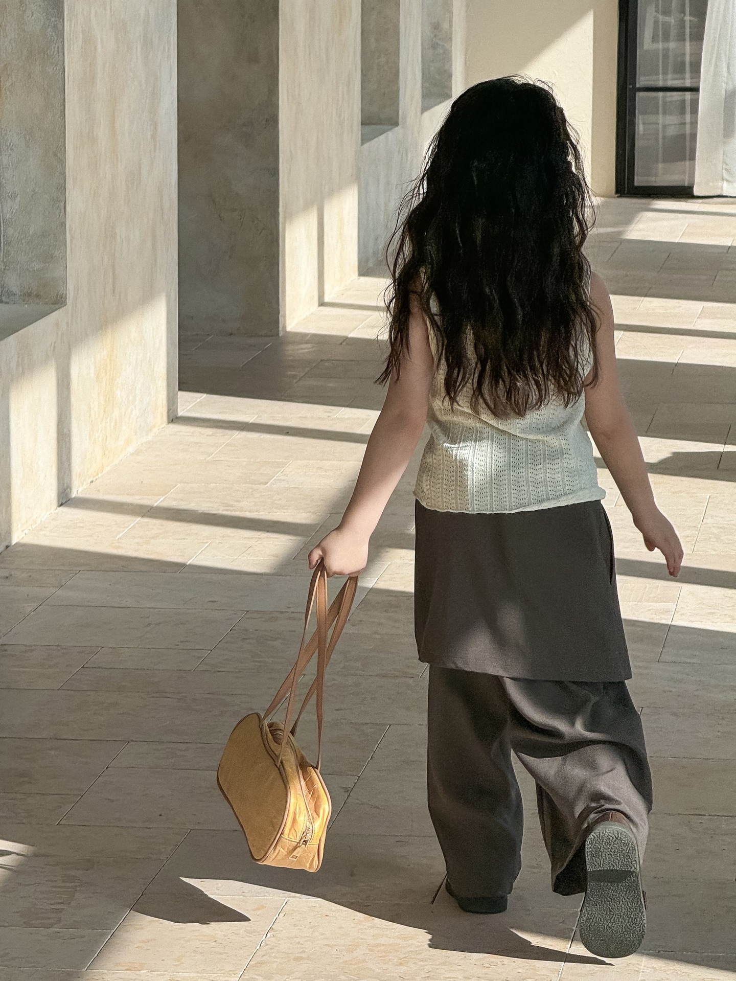 4011C320-AEF2-47EA-ADAF-B2F201