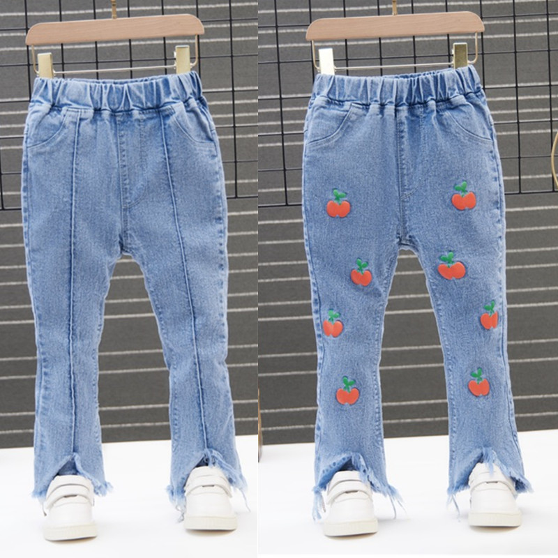 纯色喇叭裤+樱桃小长裤