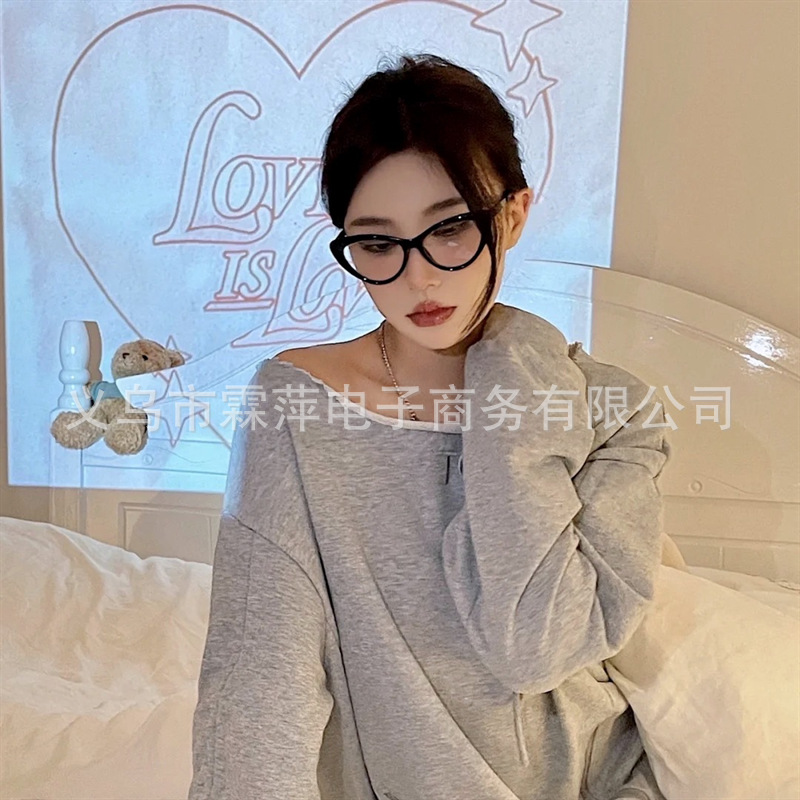 D35D89567D64AA90904DB3D2B2E68D