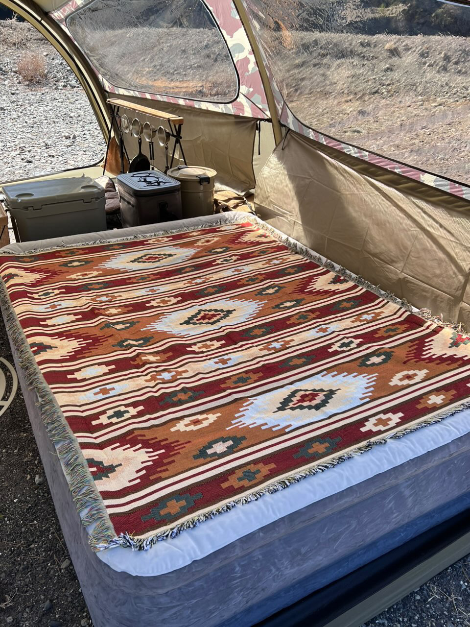 0F53A14F-E1F9-41FB-8FFE-5AADDE